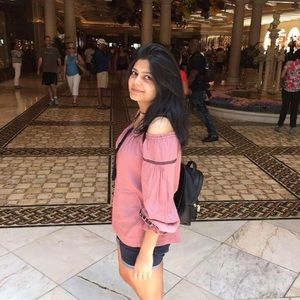 Meet your Posher, Dharmishtha